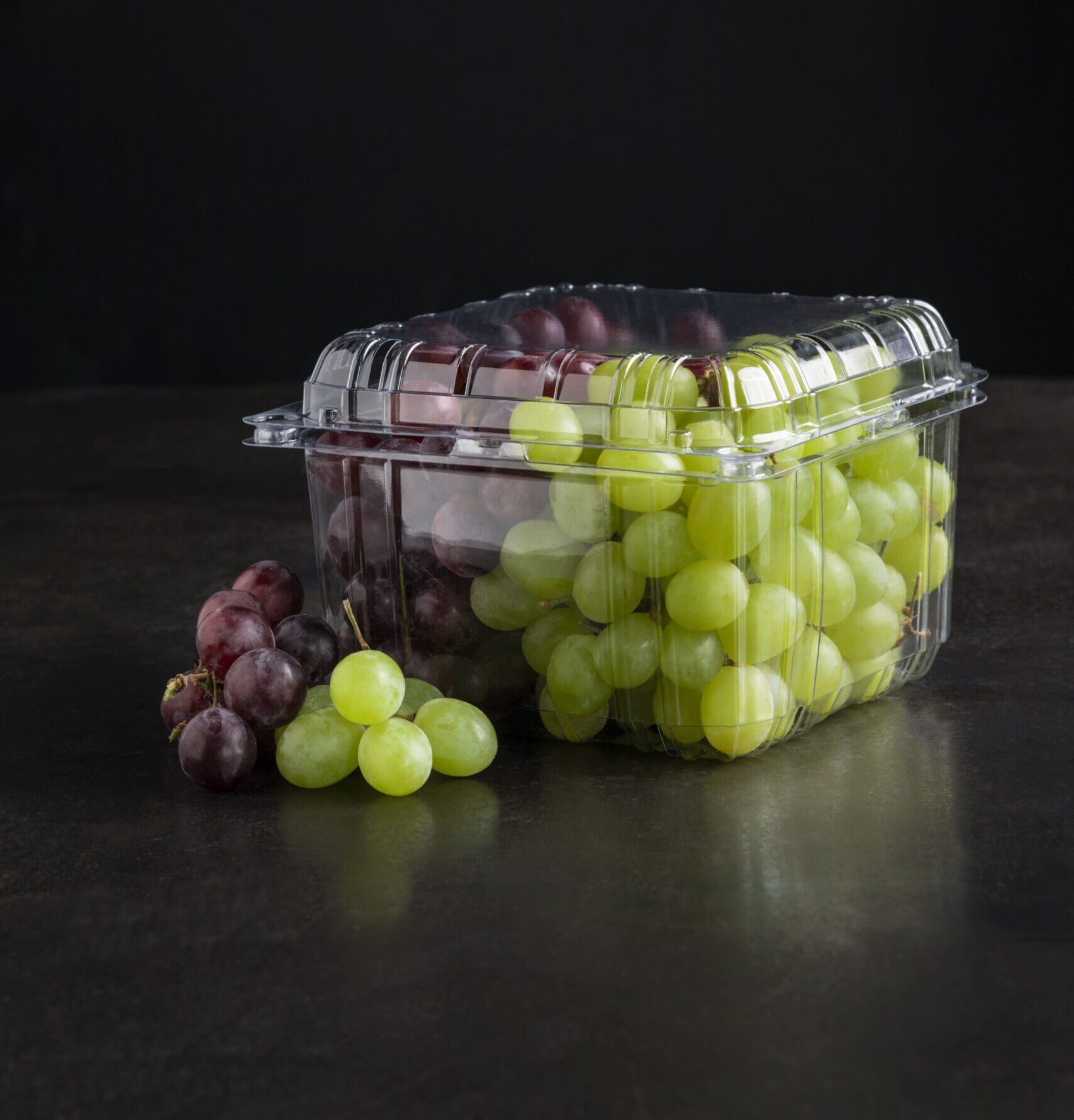 Large family sized grape punnet.